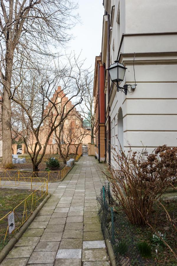 Quiet Koscielna Old Town Warschau